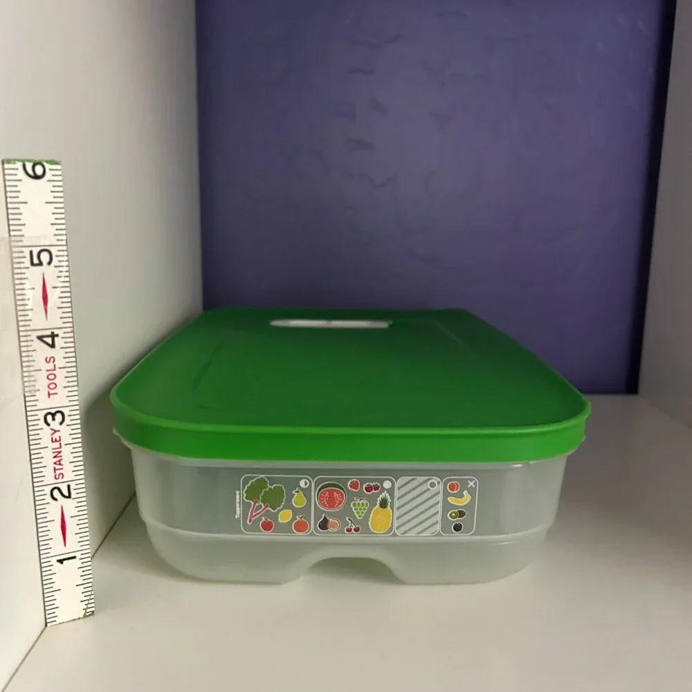 Tupperware FridgeSmart Medium Container - Picture 3 of 8